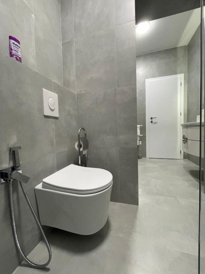 Lovely Apartment Tirana Exterior photo